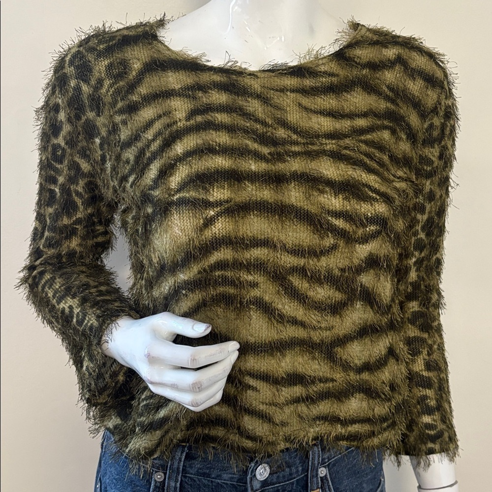 Y2K Euro Vega’s Paris Green & Black Leopard Tiger Print Eyelash Knit Sweater